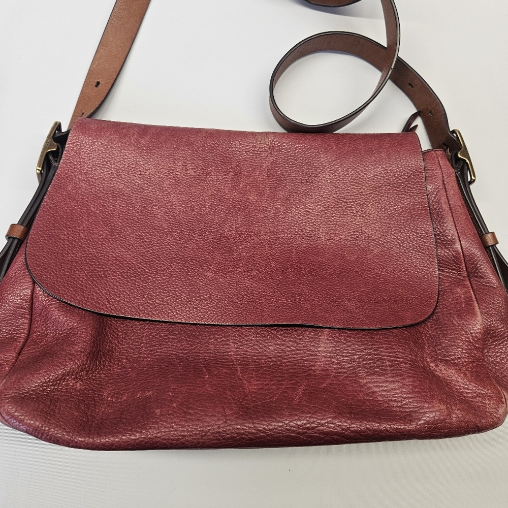 Fossil  Red Cowhide Leather Harper Flap Crossbody Bag Purse FLAWED Wine